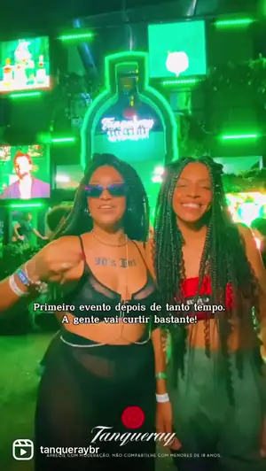 lolla br 2022 · Léo Picon no stand da Tanqueray